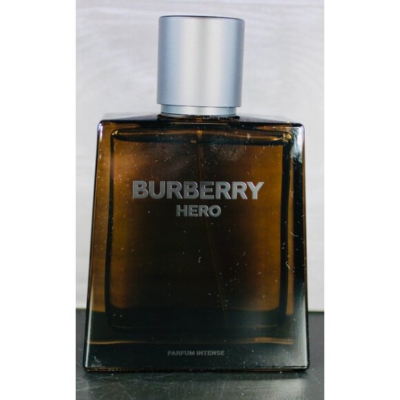Burberry HERO Parfum INTENSE 3.3 Fl. Oz/100ml Brand new Tester Never Sprayed NIB - Picture 3 of 5